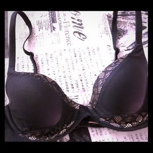 Victoria’s Secret Body by Victoria Demi Bra 34A